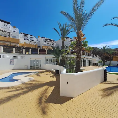 Lomas Del Mar 5 Bajo Apartment